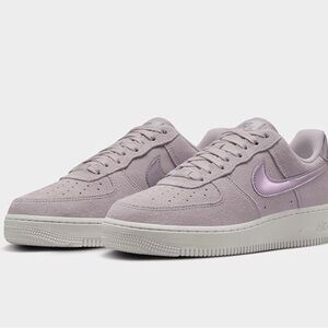 Nike Air Force 1 '07 SE Women's Shoes Men 9.5 Women 11.5